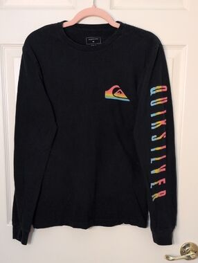Quiksilver Black Long Sleeve Tee with Rainbow Logo and Sleeve Text, Soze Small
